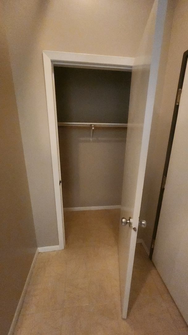 Building Photo - 1211 Howard St