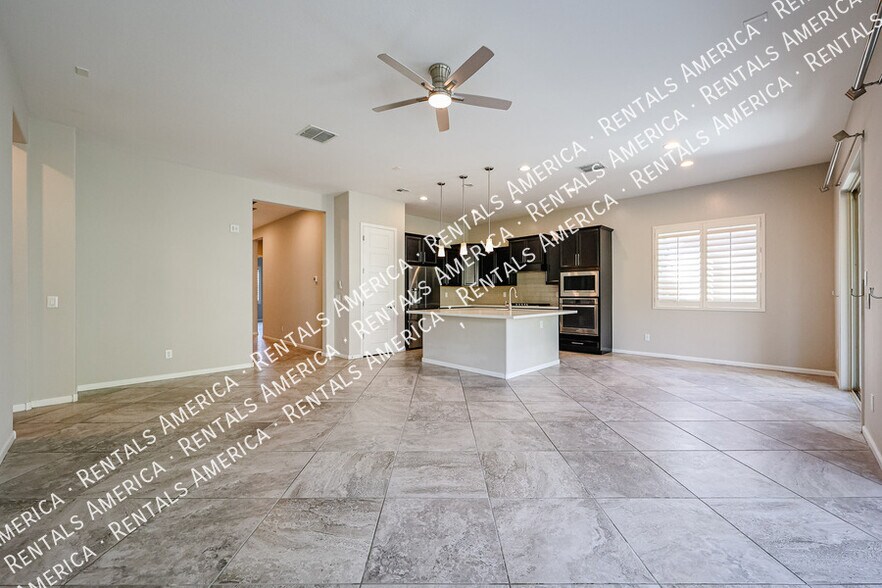 Building Photo - 248 E Desert Broom Dr