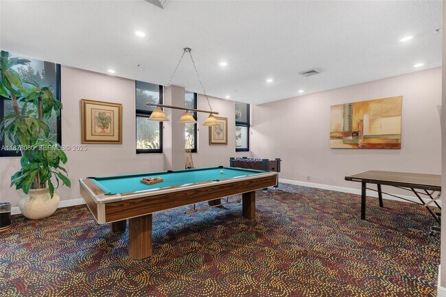 Building Photo - 1361 S Ocean Blvd