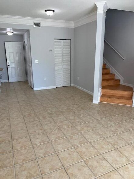 Building Photo - 175 Galicia Way