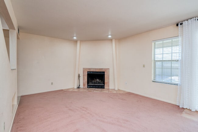 Building Photo - 8449 E Agape Dr