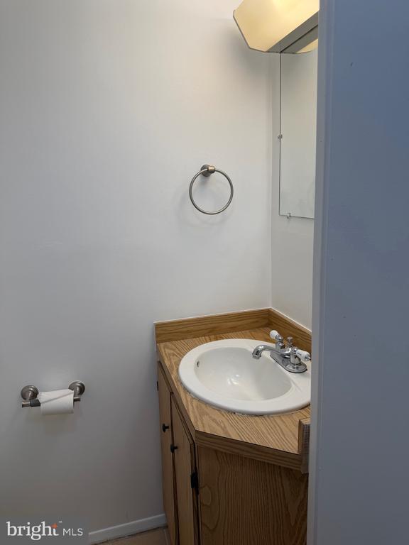 Building Photo - 6581 Sweet Fern