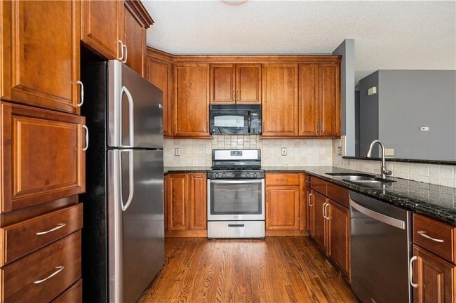 Building Photo - 105 Celia Ct