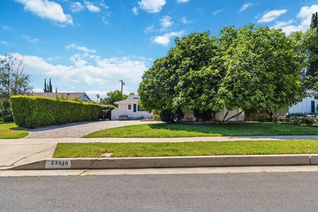 Building Photo - 23020 Haynes St