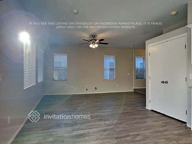 Building Photo - 3933 W Irwin Ave