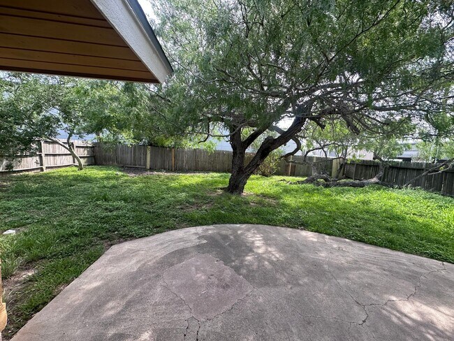 Building Photo - 3 Bedroom House on the Southside For Rent | Corpus Christi