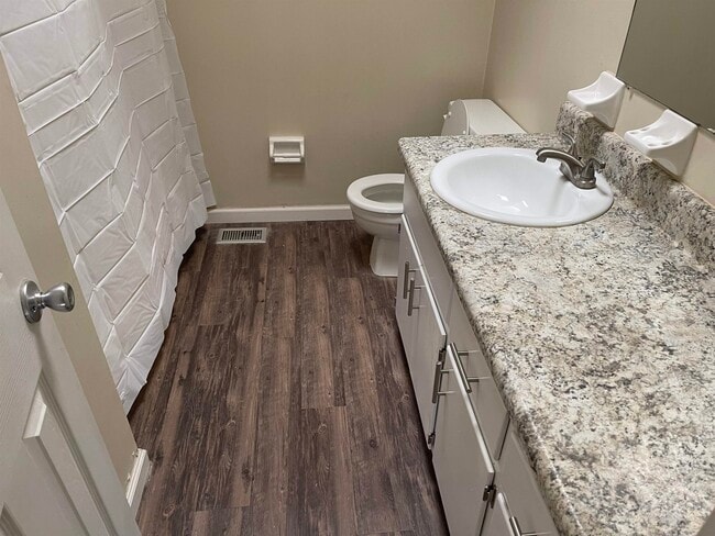 Building Photo - 2618 Old Bainbridge Rd