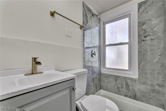 Building Photo - 4306 Buechner Ave