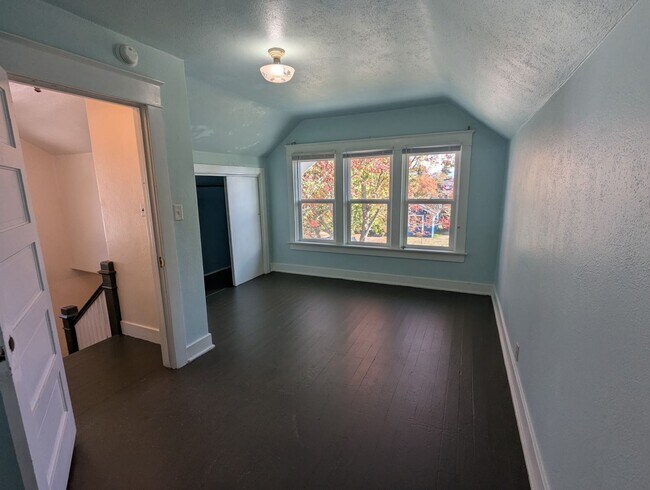 Building Photo - Stylish, Spacious, and Serene – The Home Y...