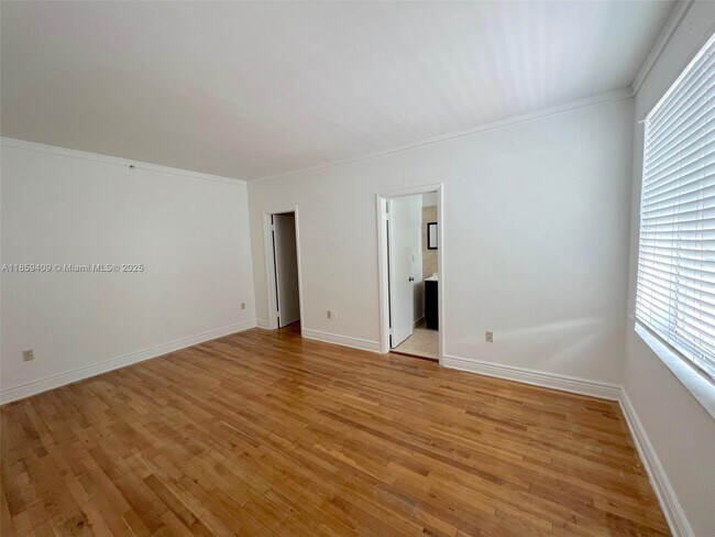 Building Photo - 1502 Jefferson Ave