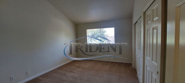 Building Photo - 1670 Wildflower Cir