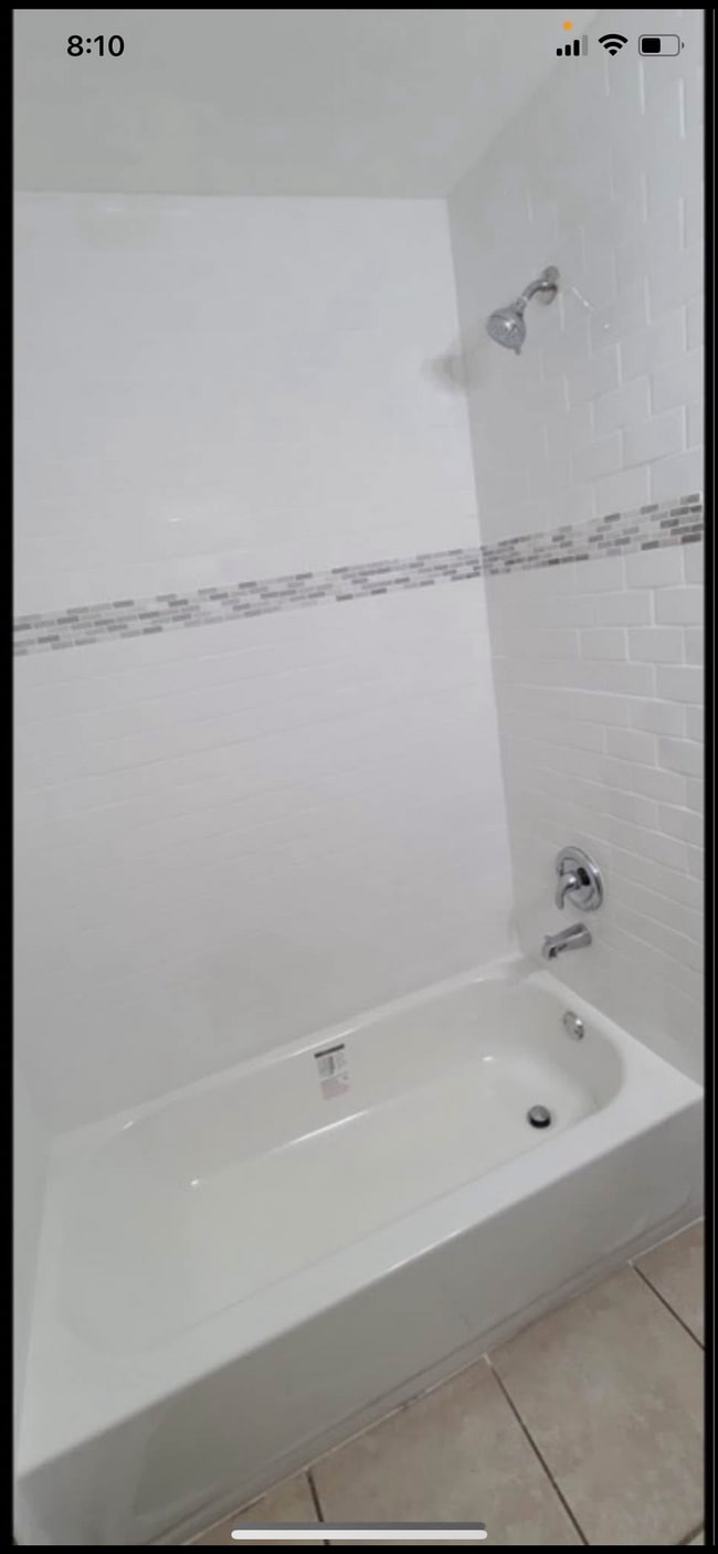 Building Photo - 1196 W 30th St