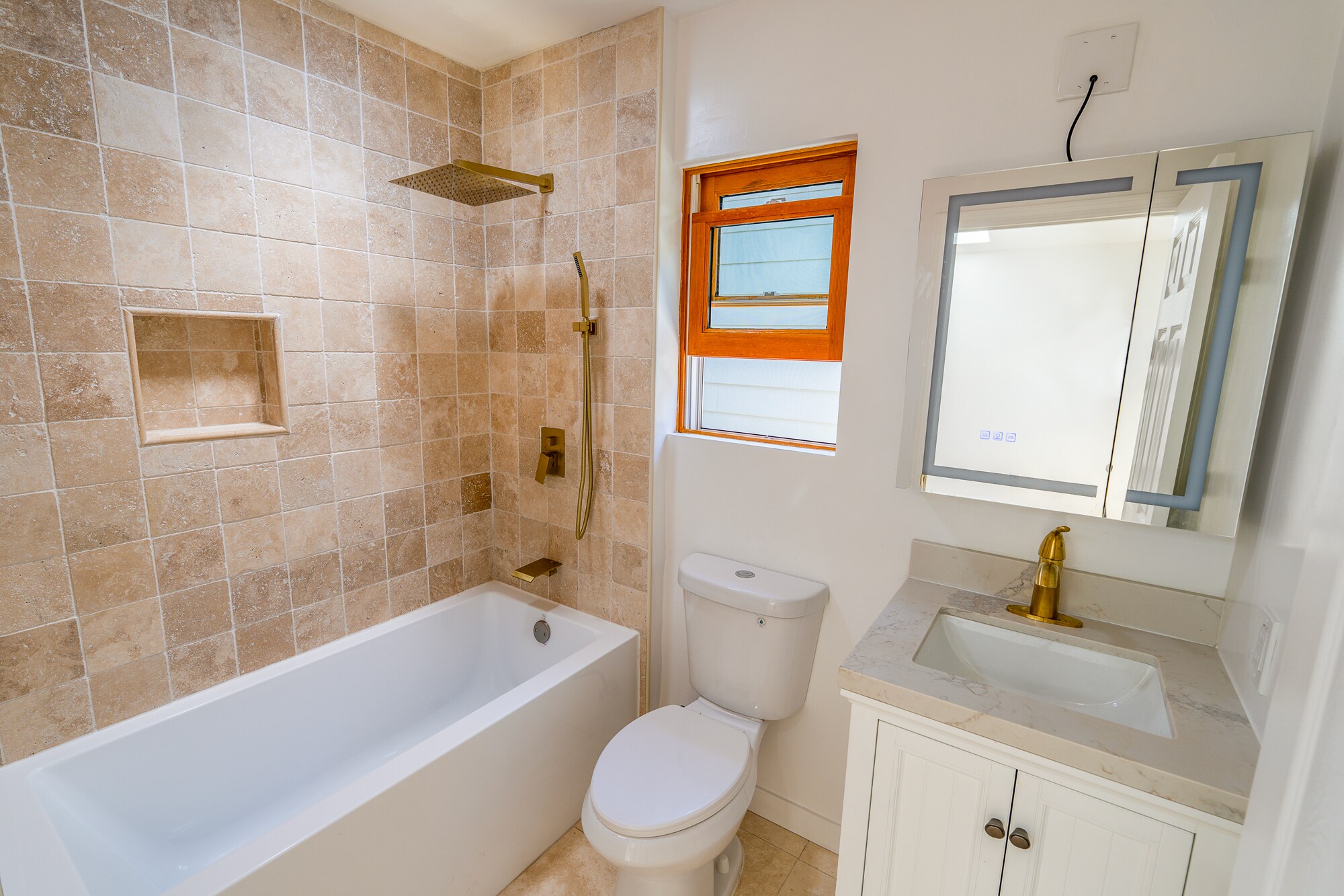 Building Photo - 355 N Colorado Pl