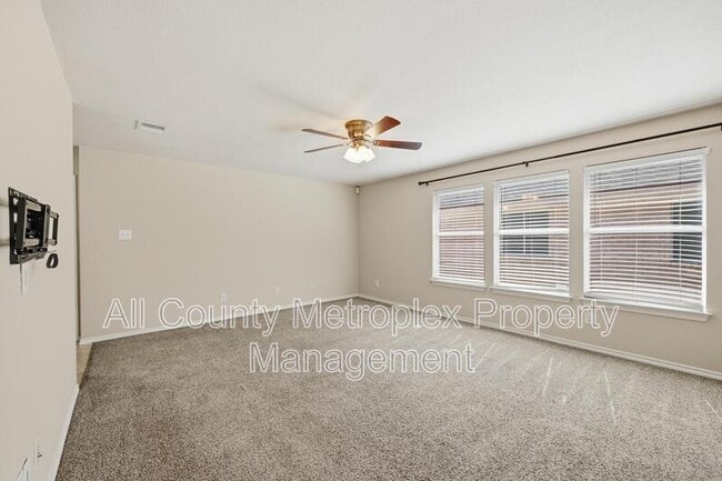 Building Photo - 2701 Cattleman Dr