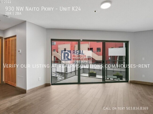 Building Photo - 930 NW Naito Pkwy