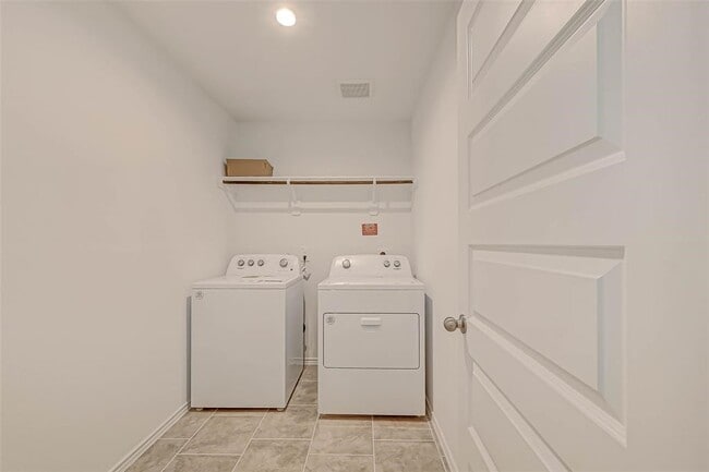 Building Photo - 7534 Fierce Friesian Ln