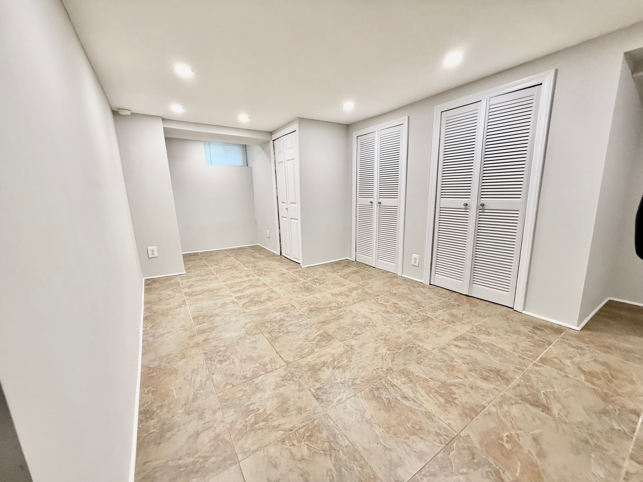 Building Photo - 2322 S Hutchinson St