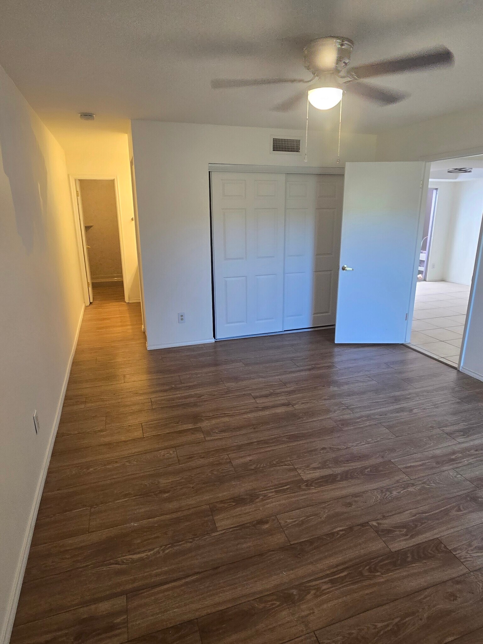 Master to view of Bath - 1044 E Pueblo Rd