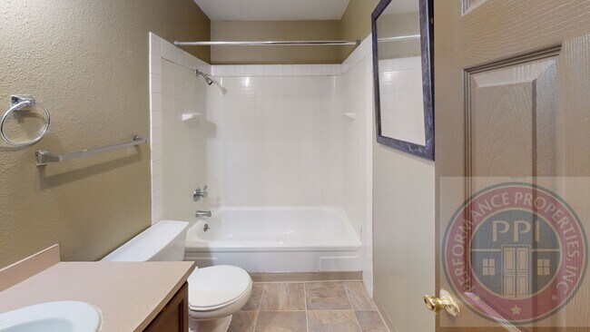 Building Photo - odo7401