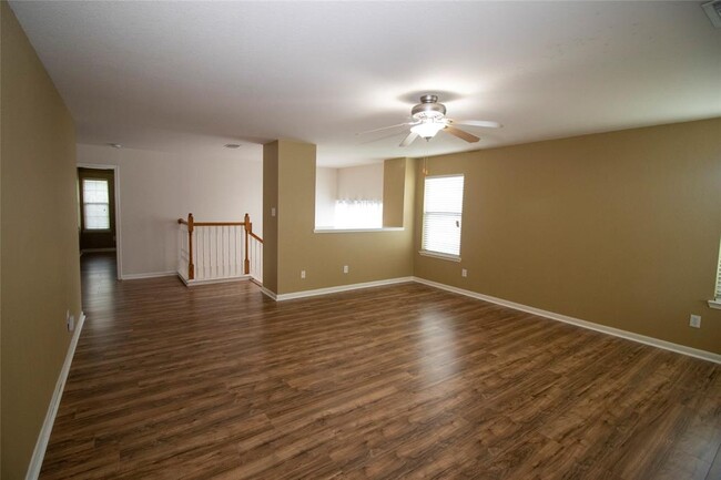 Building Photo - 21534 Pointed Oak Ln