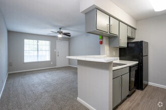 Building Photo - Grand at Westchase