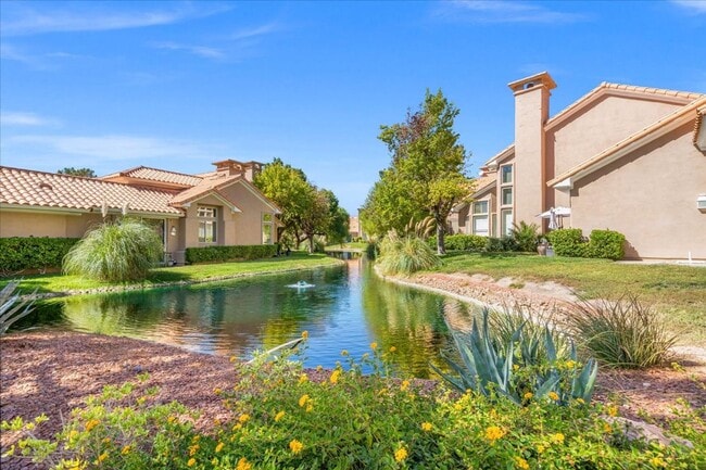 Building Photo - Modern, Elegant Fully Furnished 3 Bedroom ...