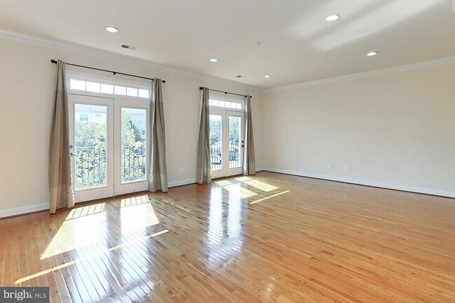 Building Photo - 22219 Falling Terrace