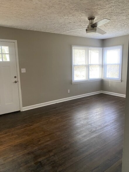 Building Photo - 3117 Orchard Hill Dr