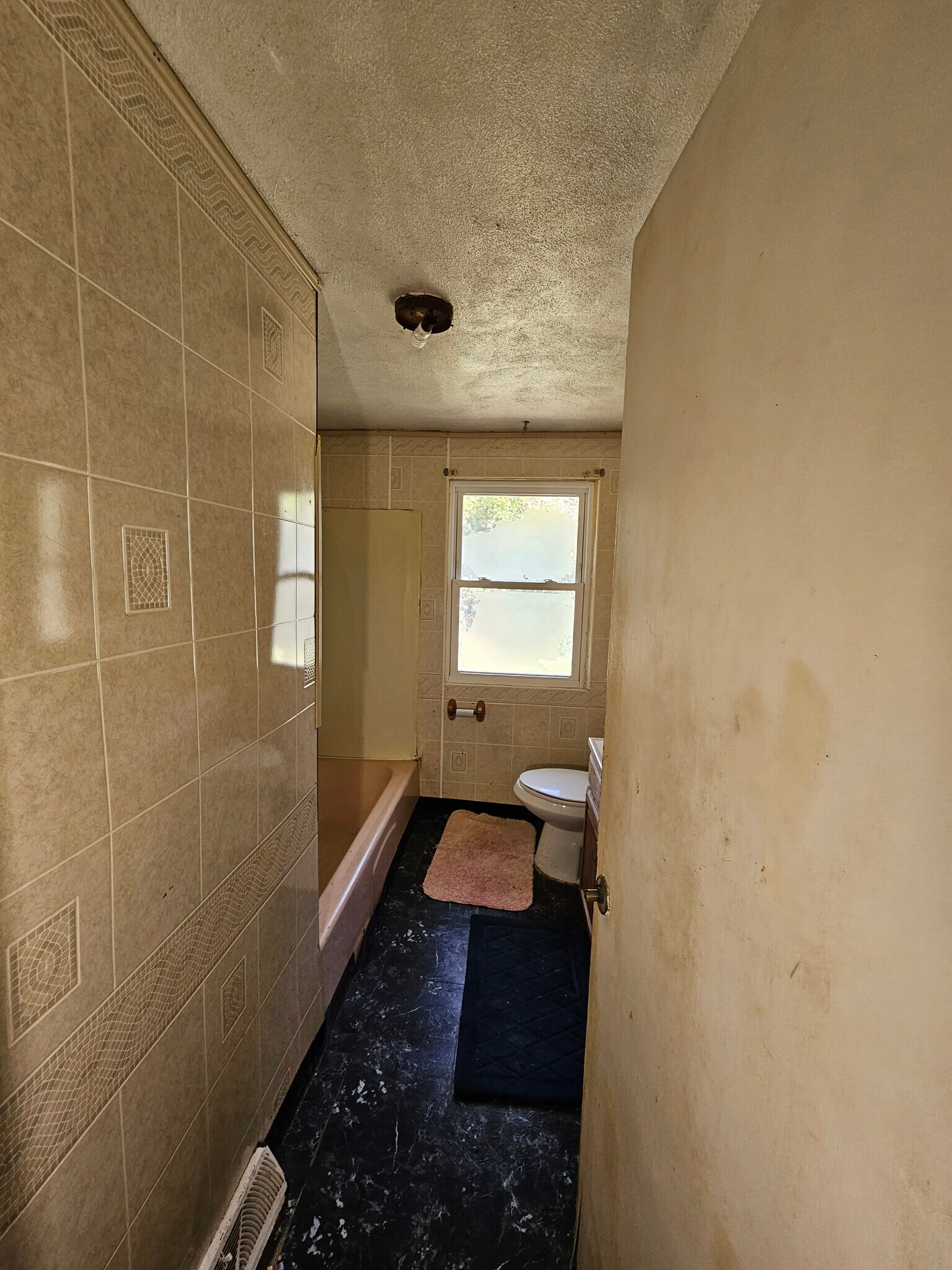 Building Photo - 1611 Mousette Ln