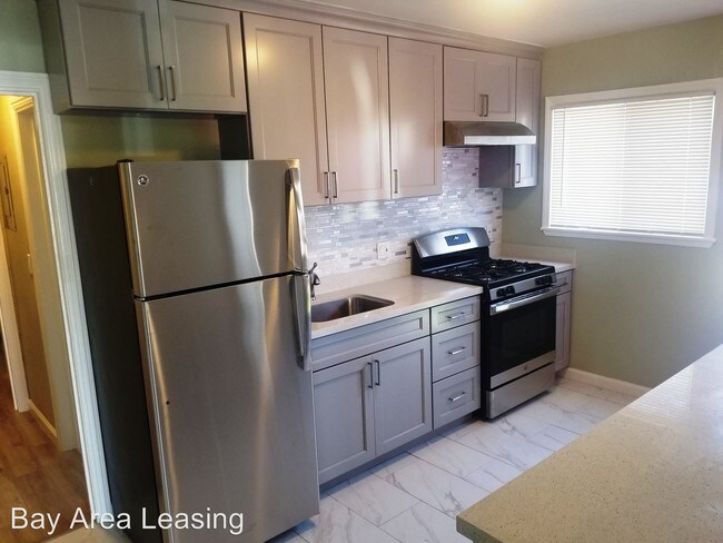 Building Photo - 1239 30th St