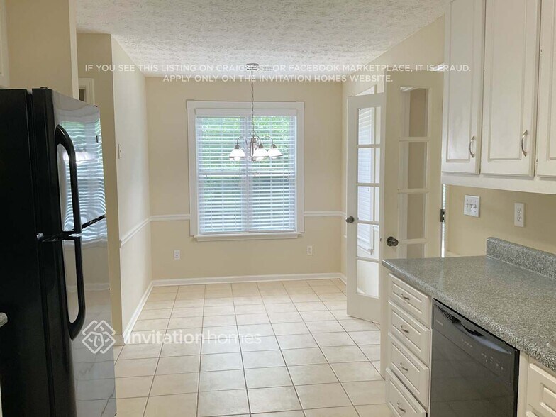 Building Photo - 2975 Hampton Valley Dr SE