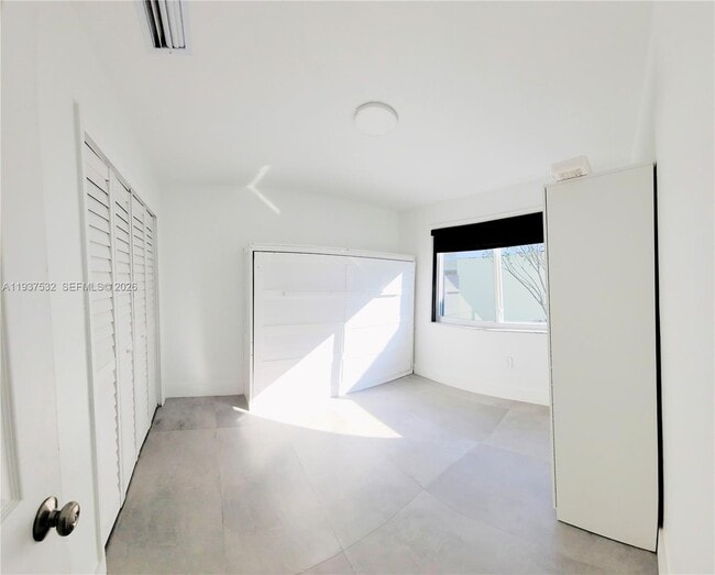 Building Photo - 22225 SW 100th Ave