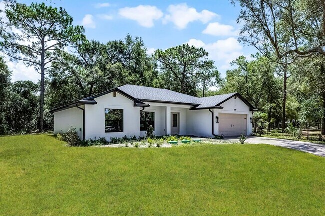 Building Photo - 320 kenora drive