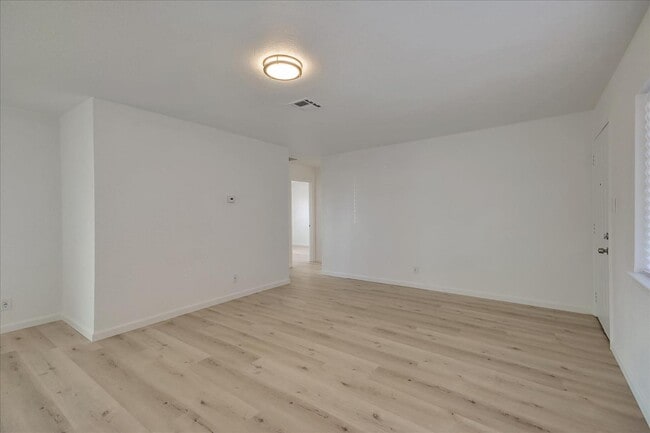 Building Photo - 7673 24th St