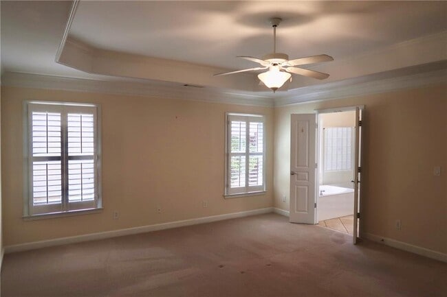 Building Photo - 515 Village Arbor Park NW