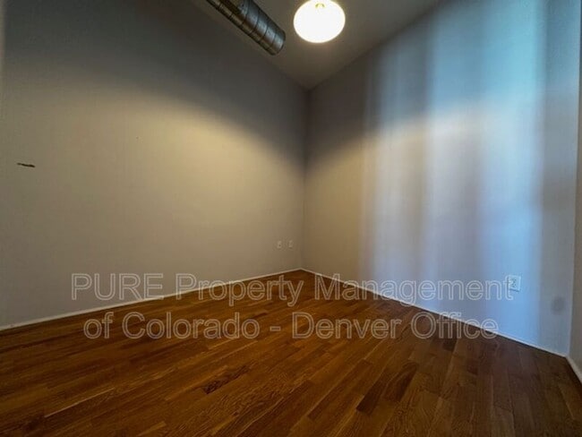 Building Photo - 3100 Huron St