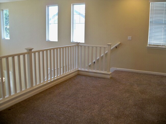 Building Photo - Gorgeous Two Story In East Modesto