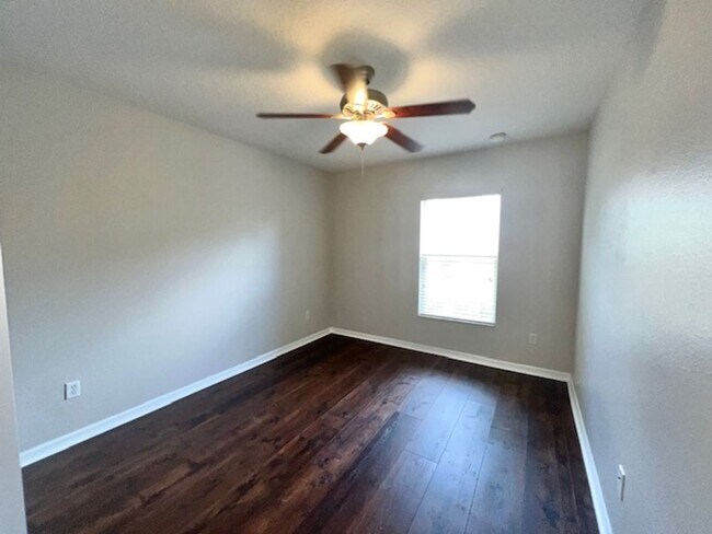Building Photo - 3522 Caruso Pl