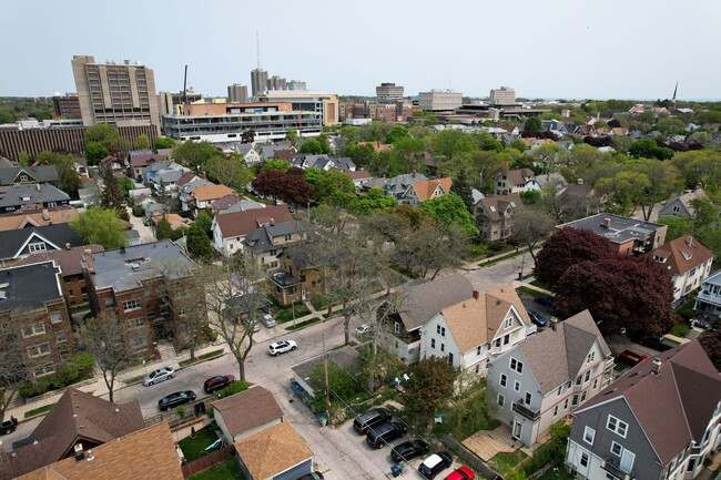 Building Photo - 2971 N Murray Ave