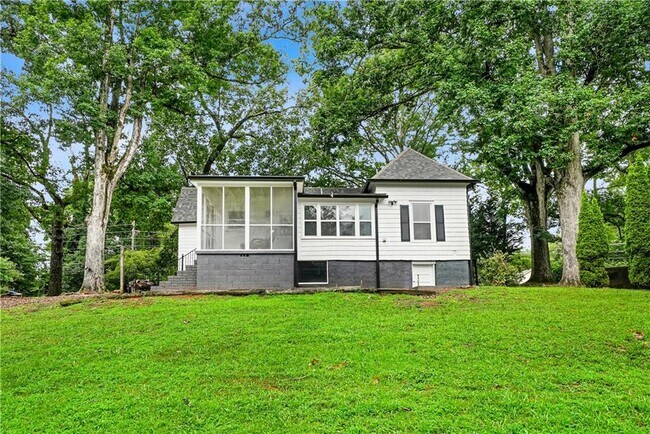 Building Photo - 5383 Tilly Mill Rd