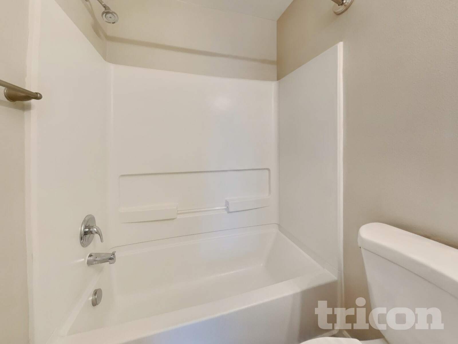 Building Photo - 843 Bitting Hall Cir