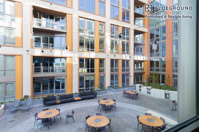 Building Photo - 2121 First Street Southwest-SI FL4-ID258