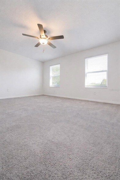 Building Photo - 6090 Shiner St