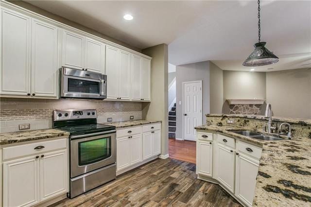 Building Photo - 208 N Arbor Ridge Dr