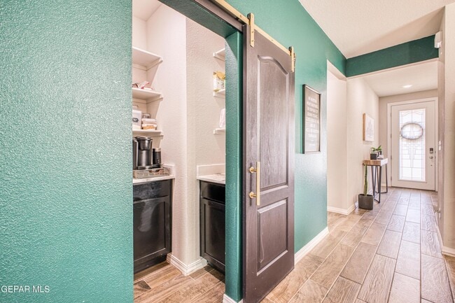 Building Photo - 1621 Sam Dominguez St