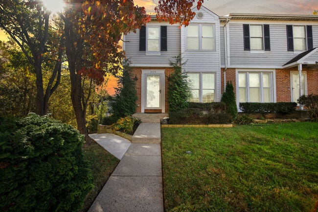 Building Photo - 3459 Howell Ct