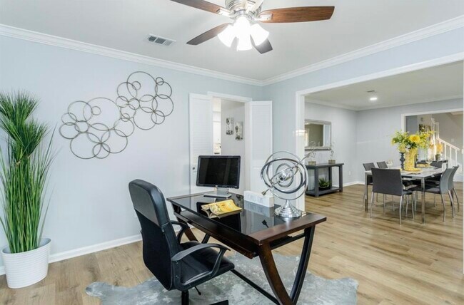 Building Photo - 15614 Pebble Bend Dr