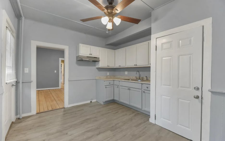 Building Photo - 53 Orchard St