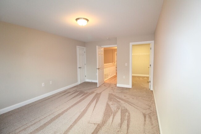 Building Photo - 500 Callaway Circle