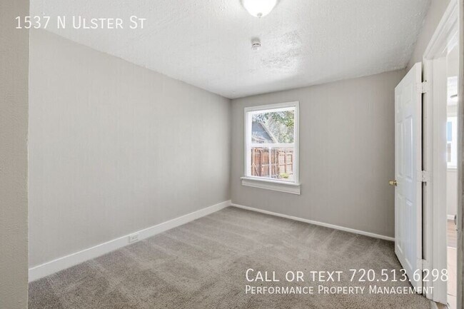 Building Photo - 1537 Ulster St